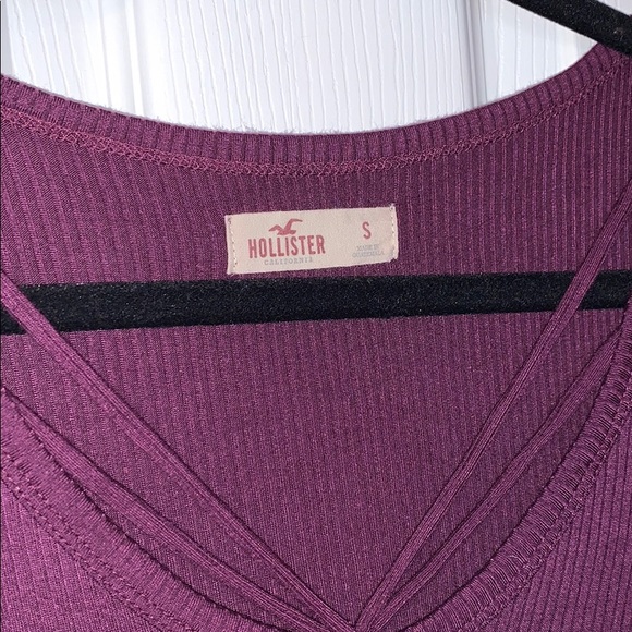 Hollister V-neck Double String Tee - Picture 2 of 3